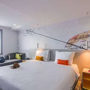 Ibis Styles Bucharest Airport 3*, Otopeni Roménia