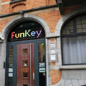 Funkey 2*, Bruxelas Bélgica